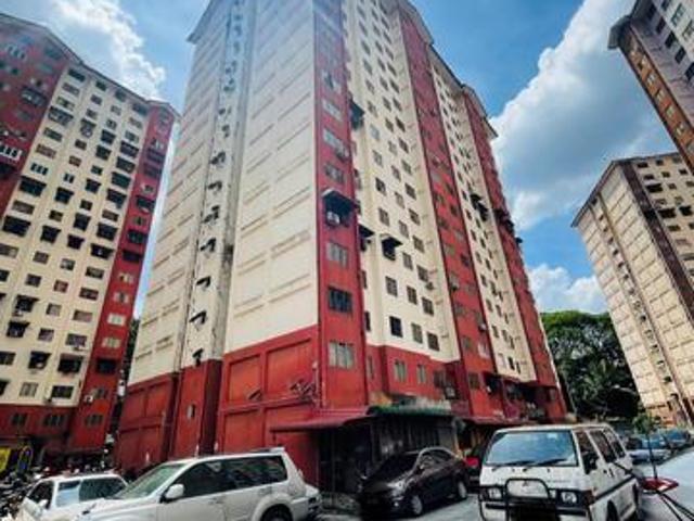 Apartment for sale in Country Heights Damansara, Kuala Lumpur