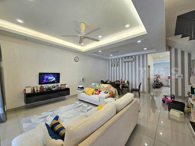 Terraced House for sale in Alam Impian, Selangor