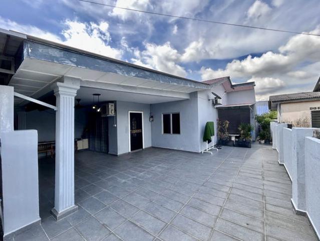 Residential House for sale in Kajang, Langat