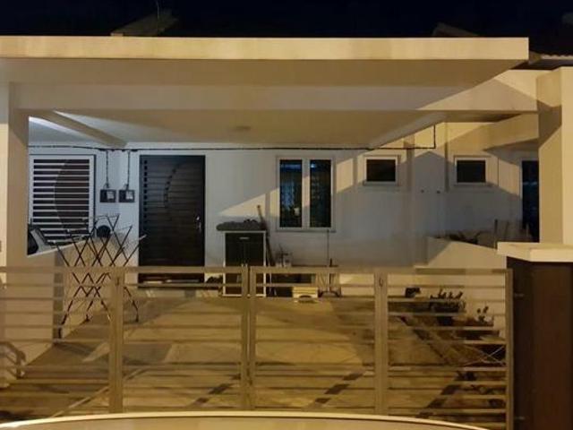 Terraced House for sale in Wellesley, Penang