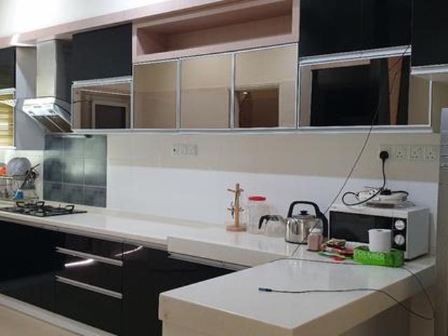 Terraced House for sale in Malaka