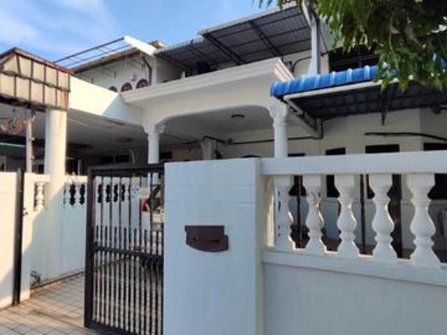 Terraced House for sale in Georgetown, Penang