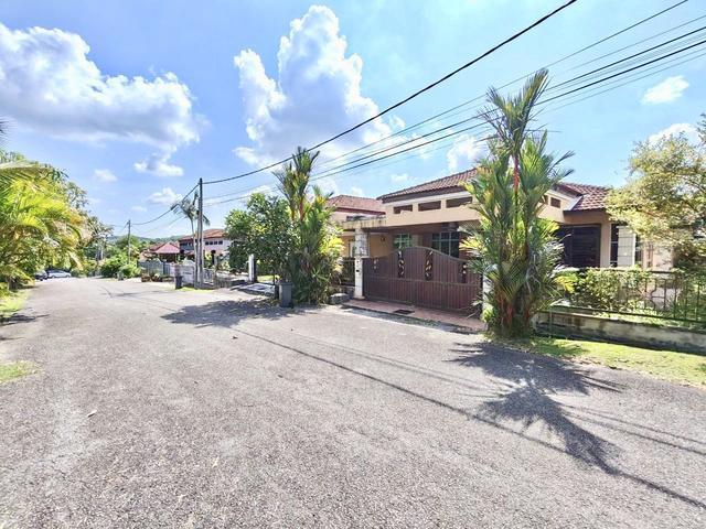 Residential House for sale in Malaka