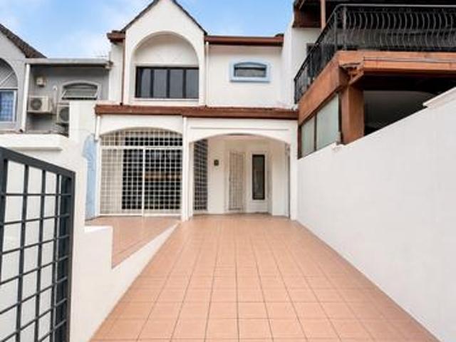 Terraced House for sale in Country Heights Damansara, Kuala Lumpur