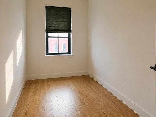 Room for rent in Arverne, New York