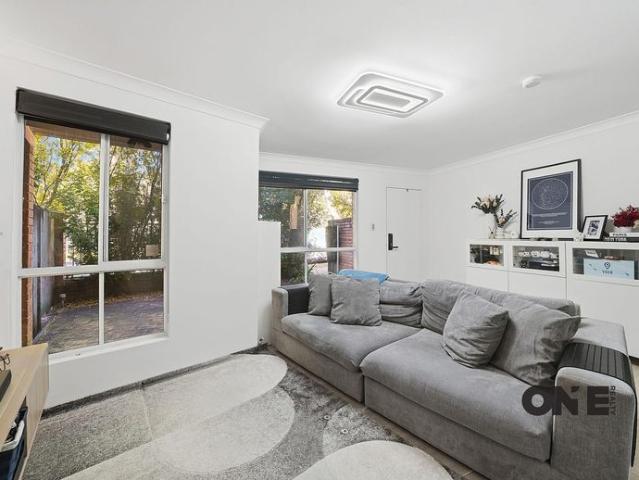 Townhouse for rent in Sydney, New South Wales