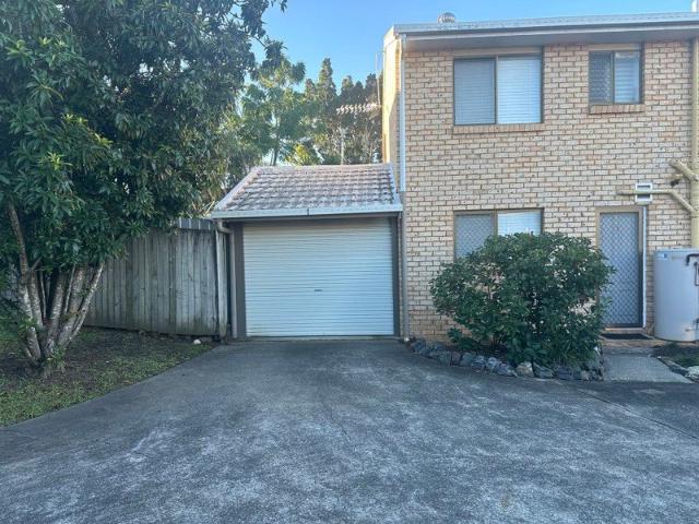 Townhouse for rent in Toombul, Queensland