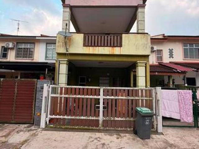 Terraced House for sale in Ulu Tiram, Johor
