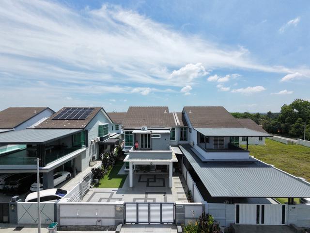 Residential House for sale in Malaka