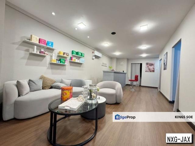 Shop for sale in Petaling, Alam Impian
