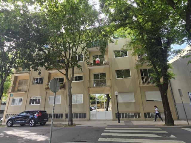 Apartamento alugar em Porto, Aldoar