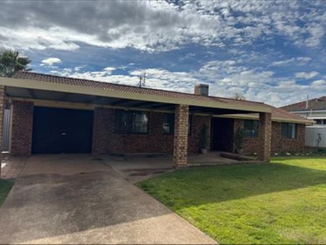 House for rent in Parkes, New South Wales