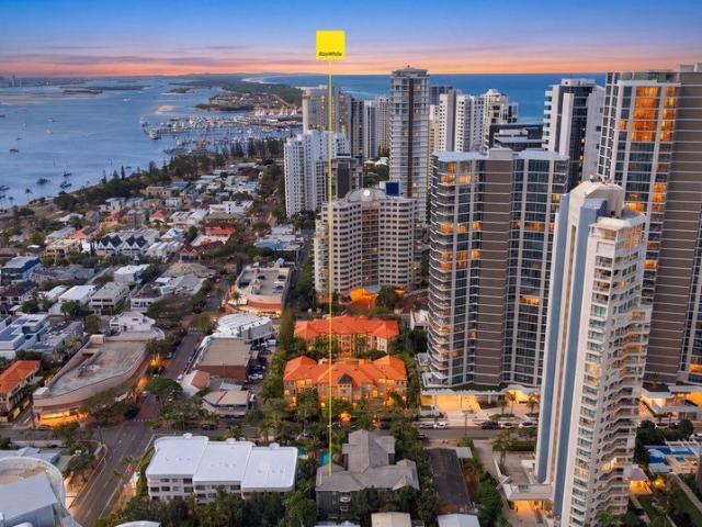 Apartment for sale in Main Beach, Gold Coast City
