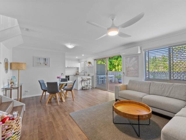 Townhouse for sale in Fernbrook, Queensland