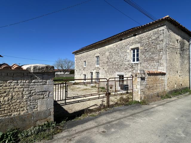 Maison vente à Niort, La Bataille