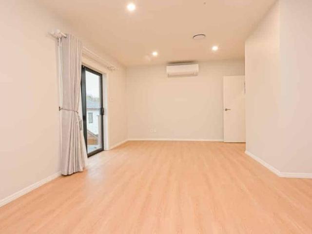 House for rent in Owhata, Oroua County