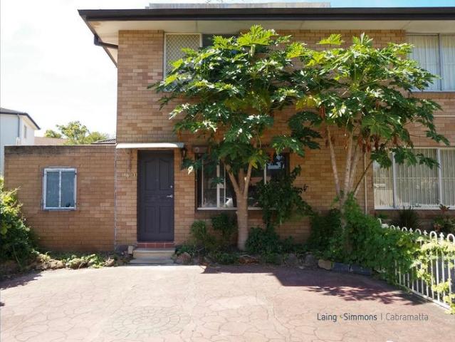 Townhouse for rent in Sydney, New South Wales
