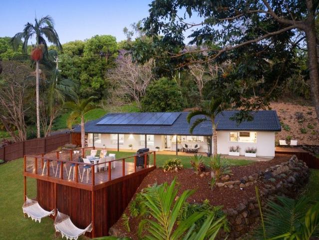 Cottage for sale in Terranora, New South Wales