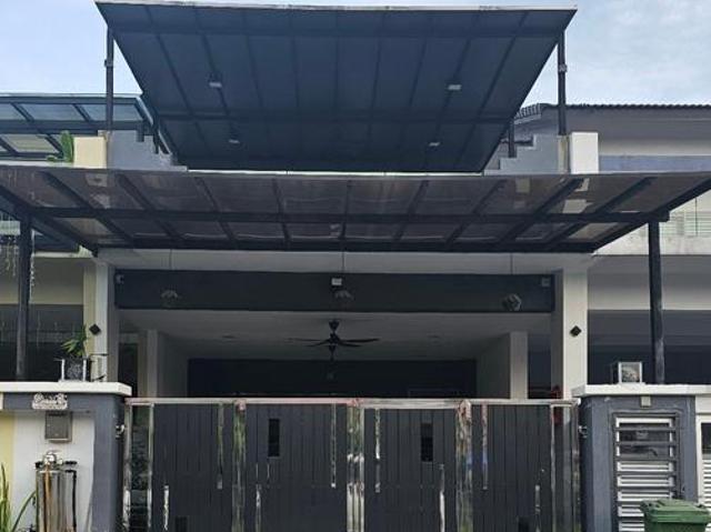 Terraced House for sale in Tanjong Sepat, Selangor