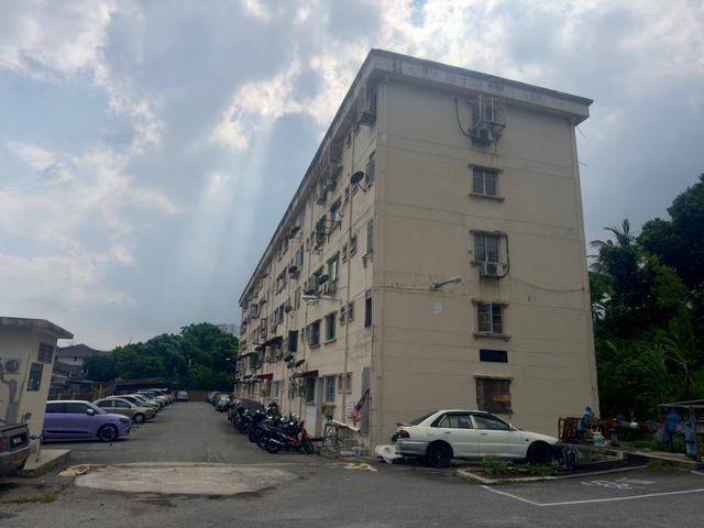 Apartment for sale in Kajang, Langat