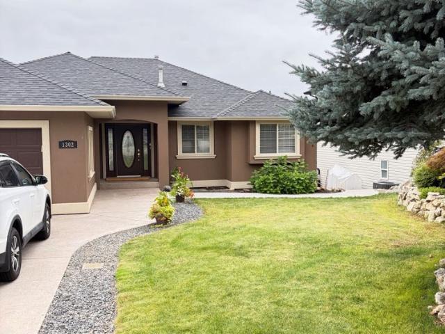House for rent in Winfield, British Columbia