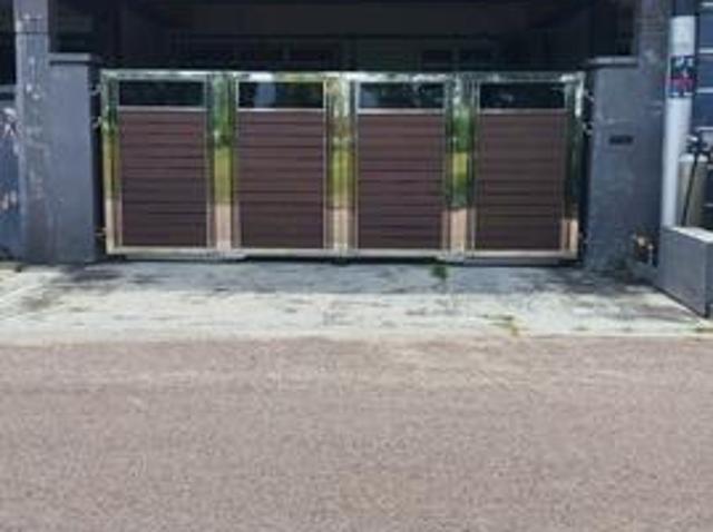 Terraced House for sale in Ulu Tiram, Johor