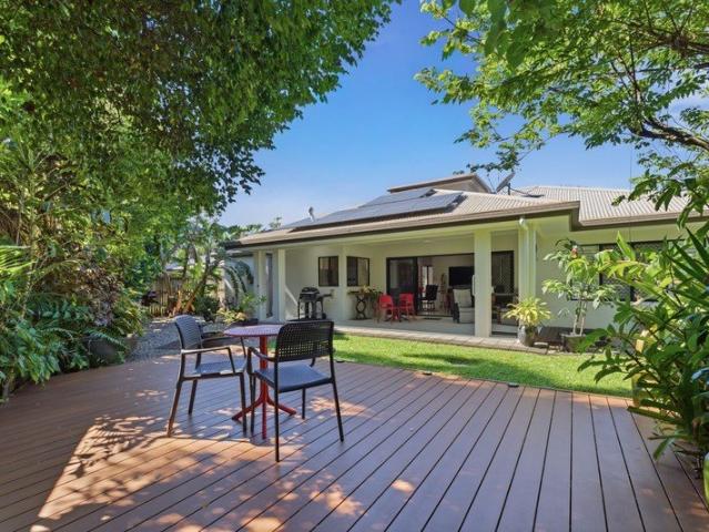 House for sale in Kewarra Beach, Queensland