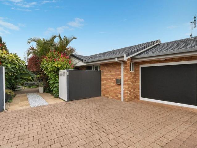 House for sale in Banora Point, New South Wales
