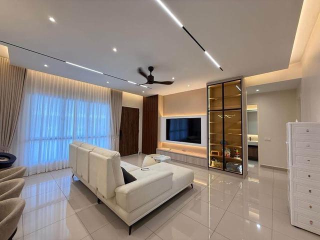 Townhouse for sale in Petaling, Alam Impian