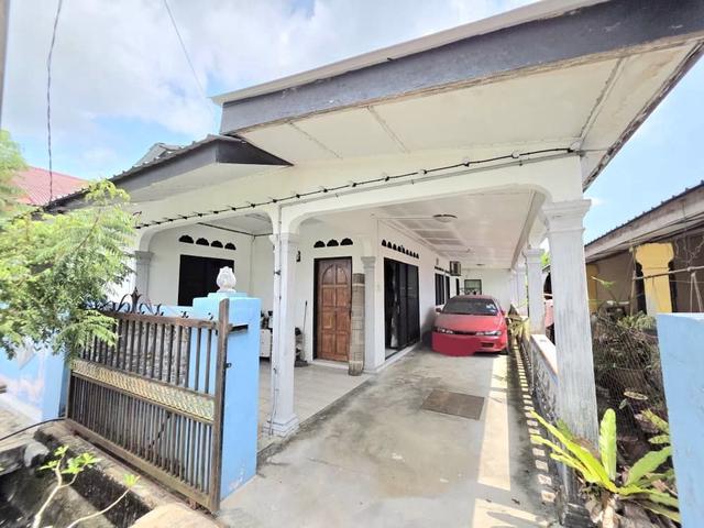 Residential House for sale in Pekan, Pahang