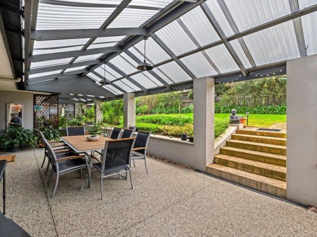 House for sale in Aberfoyle Park, Adelaide