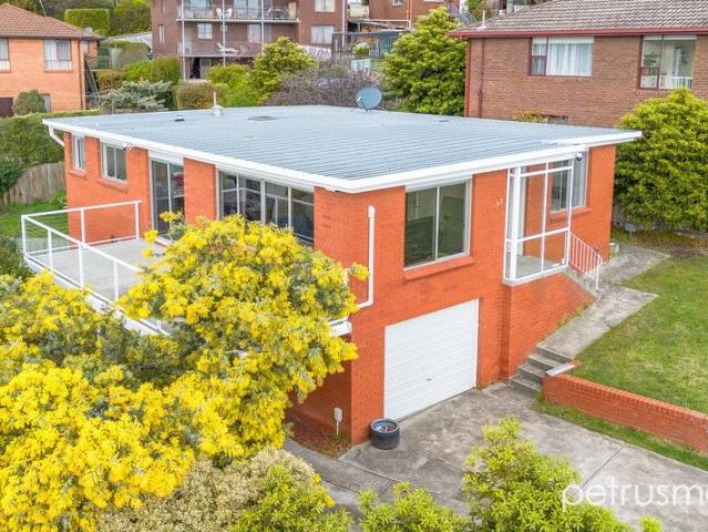House for sale in Lindisfarne