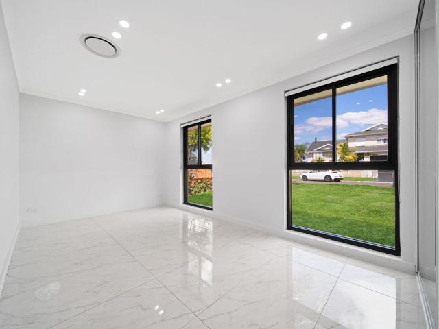 House for rent in Hinchinbrook, Sydney
