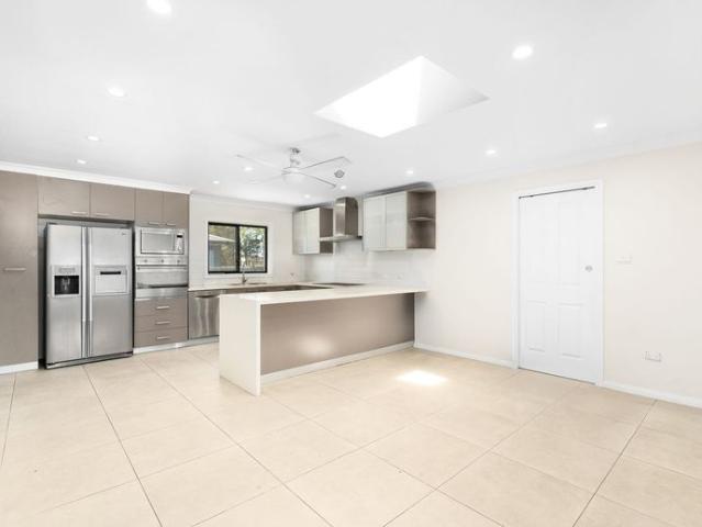 House for rent in Smithfield, Sydney