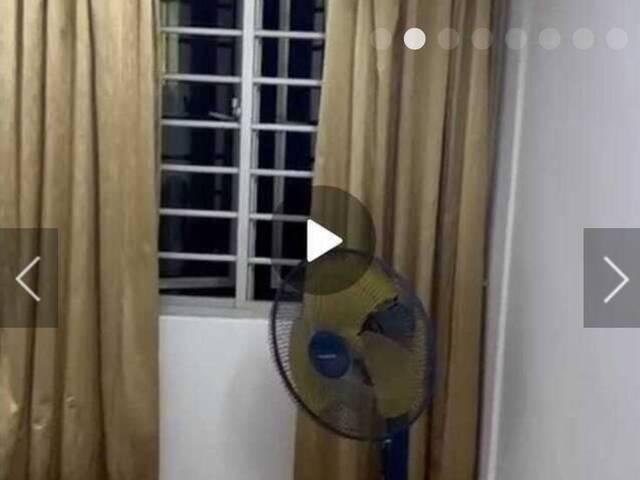 Room for rent in Telok Blangah
