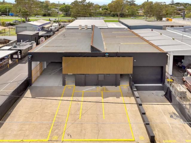 Warehouse for rent in Toombul, Queensland