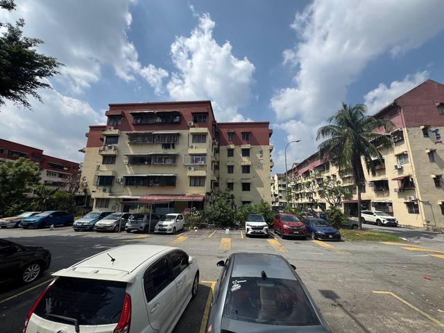 Apartment for sale in Country Heights Damansara, Kuala Lumpur