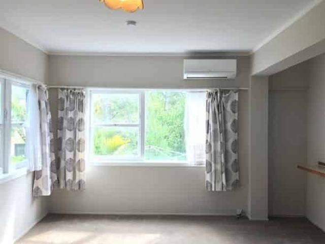 Apartment for rent in Whangaparaoa, Oroua County