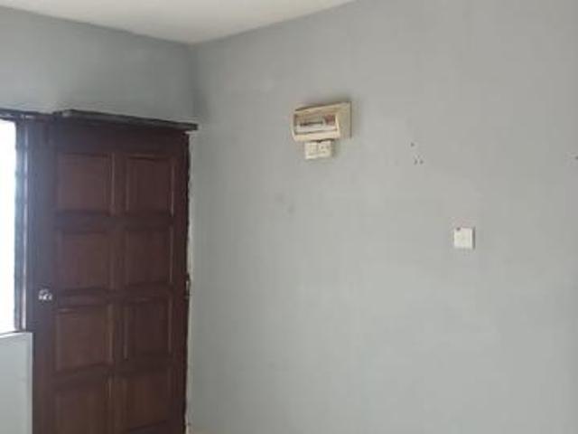 Flat for sale in Barat Daya, George Town