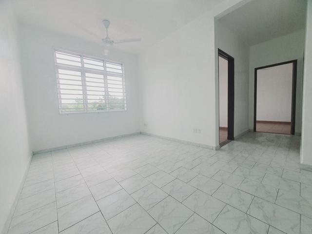 Property for sale in Malaka