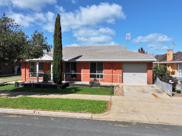 Apartment for sale in Rochester, Victoria