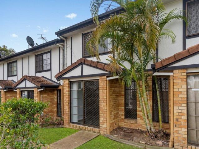 Townhouse for rent in Westminister Gardens, Greater Brisbane