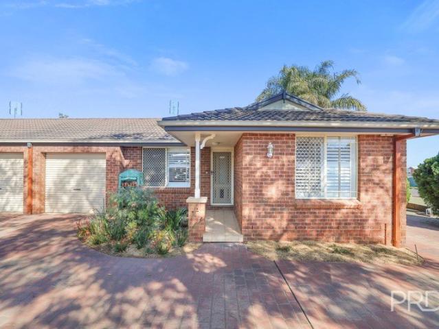 Apartment for sale in Piallamore, New South Wales