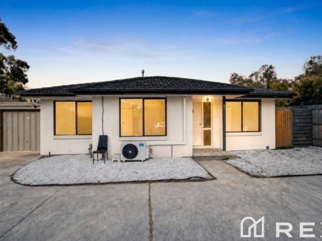 Apartment for sale in Cranbourne, Melbourne