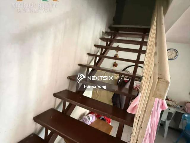 Shop for sale in Kuching