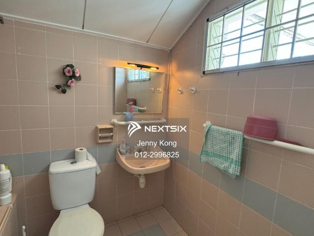 Residential House for sale in Country Heights Damansara, Kuala Lumpur