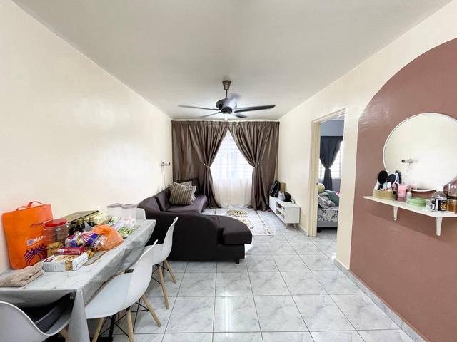 Apartment for sale in Country Heights Damansara, Kuala Lumpur