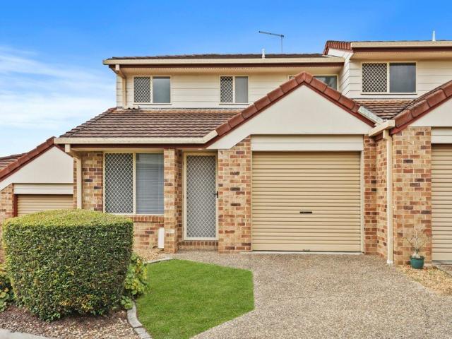 Townhouse for sale in Toombul, Queensland