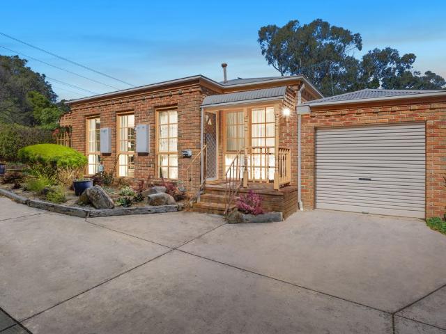 Apartment for sale in Belgrave, Victoria