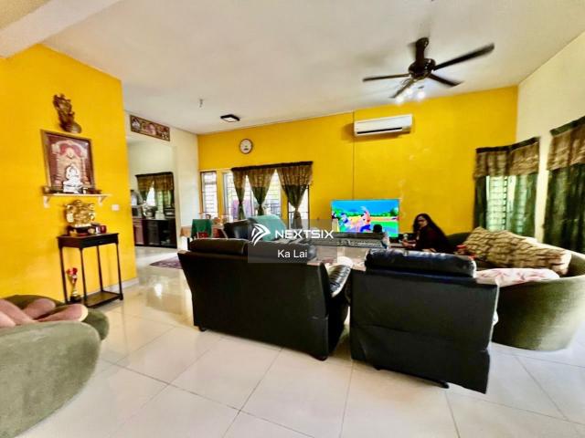 Residential House for sale in Country Heights Damansara, Kuala Lumpur